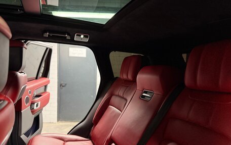 Land Rover Range Rover IV рестайлинг, 2018 год, 5 400 000 рублей, 14 фотография