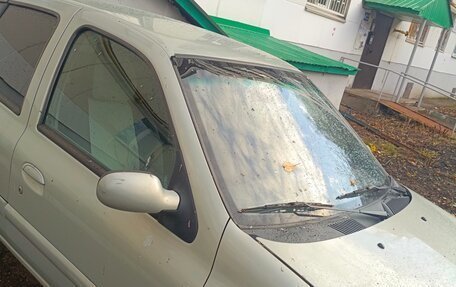 Renault Clio III, 2002 год, 180 000 рублей, 2 фотография