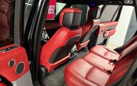 Land Rover Range Rover IV рестайлинг, 2018 год, 5 400 000 рублей, 13 фотография