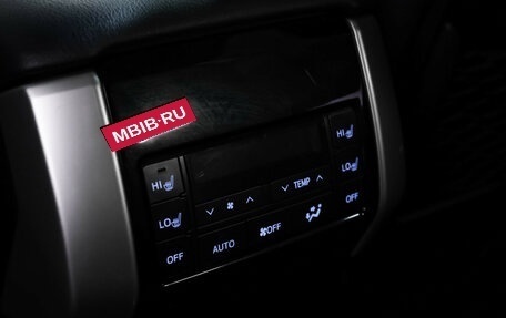 Toyota Land Cruiser Prado 150 рестайлинг 2, 2018 год, 5 489 898 рублей, 24 фотография