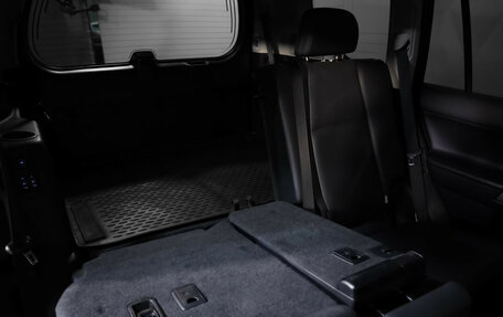 Toyota Land Cruiser Prado 150 рестайлинг 2, 2018 год, 5 489 898 рублей, 32 фотография