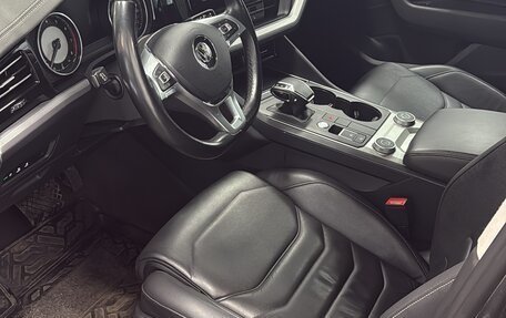 Volkswagen Touareg III, 2018 год, 3 920 000 рублей, 9 фотография