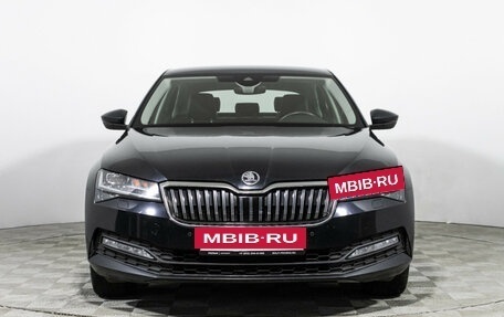 Skoda Superb III рестайлинг, 2019 год, 2 590 000 рублей, 2 фотография