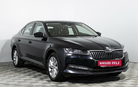 Skoda Superb III рестайлинг, 2019 год, 2 590 000 рублей, 3 фотография