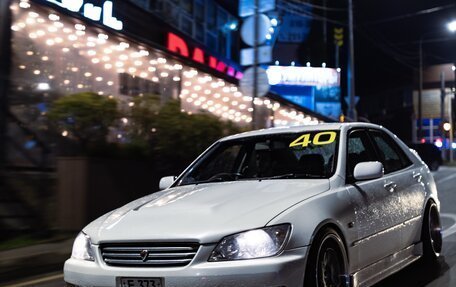 Toyota Altezza, 2003 год, 1 299 999 рублей, 2 фотография