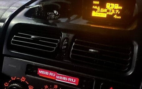 Toyota Altezza, 2003 год, 1 299 999 рублей, 13 фотография