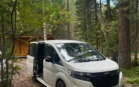 Honda Stepwgn IV, 2017 год, 2 170 000 рублей, 18 фотография