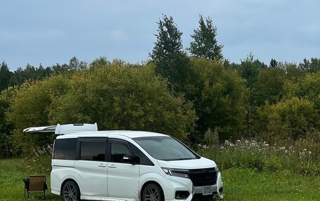 Honda Stepwgn IV, 2017 год, 2 170 000 рублей, 19 фотография