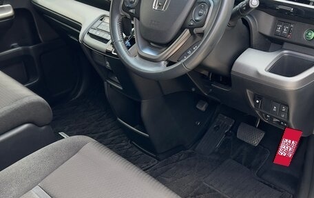 Honda Stepwgn IV, 2017 год, 2 170 000 рублей, 9 фотография