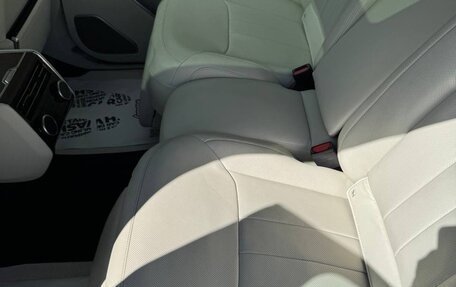 Land Rover Range Rover IV рестайлинг, 2022 год, 13 500 000 рублей, 10 фотография