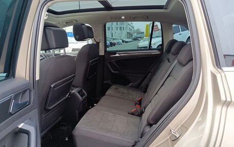 Volkswagen Tiguan II, 2019 год, 1 899 995 рублей, 14 фотография