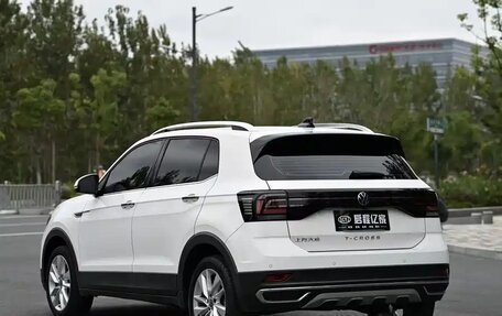 Volkswagen T-Cross I, 2022 год, 1 550 000 рублей, 4 фотография
