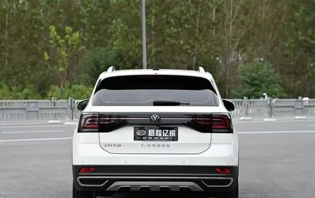 Volkswagen T-Cross I, 2022 год, 1 550 000 рублей, 5 фотография