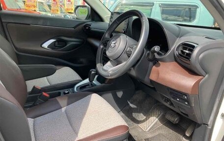 Toyota Yaris Cross, 2021 год, 1 550 125 рублей, 7 фотография