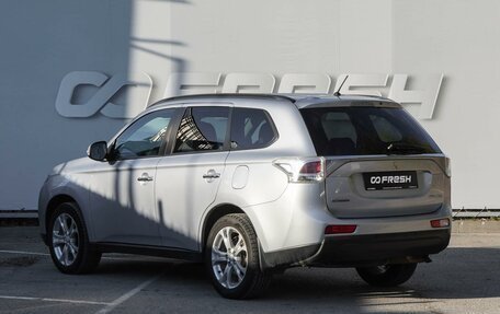 Mitsubishi Outlander III рестайлинг 3, 2012 год, 1 430 000 рублей, 2 фотография