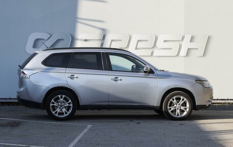 Mitsubishi Outlander III рестайлинг 3, 2012 год, 1 430 000 рублей, 5 фотография