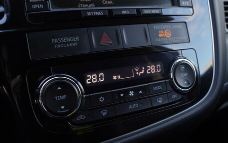 Mitsubishi Outlander III рестайлинг 3, 2012 год, 1 430 000 рублей, 15 фотография