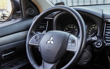 Mitsubishi Outlander III рестайлинг 3, 2012 год, 1 430 000 рублей, 19 фотография