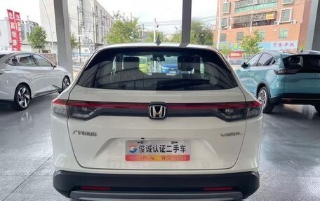 Honda Vezel, 2023 год, 1 630 000 рублей, 5 фотография