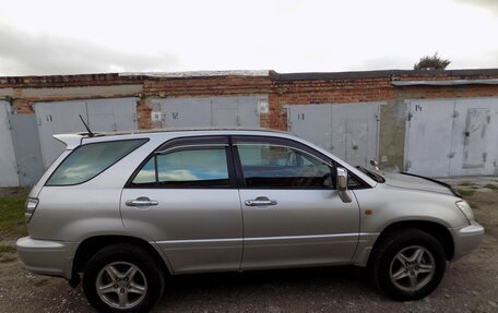 Toyota Harrier, 2002 год, 910 000 рублей, 4 фотография