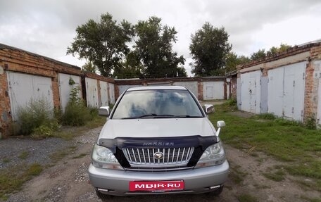 Toyota Harrier, 2002 год, 910 000 рублей, 2 фотография