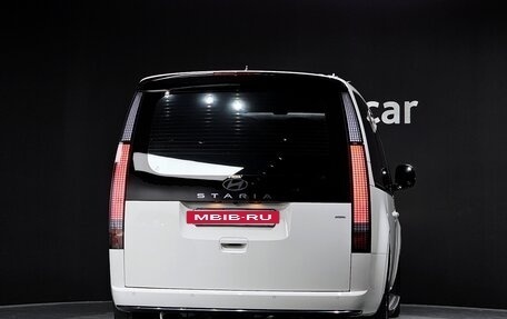 Hyundai Staria, 2025 год, 5 500 000 рублей, 4 фотография