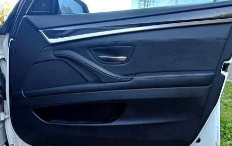 BMW 5 серия, 2013 год, 2 350 000 рублей, 18 фотография