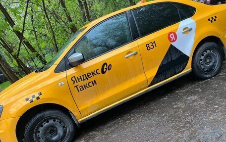 Volkswagen Polo VI (EU Market), 2017 год, 650 000 рублей, 3 фотография