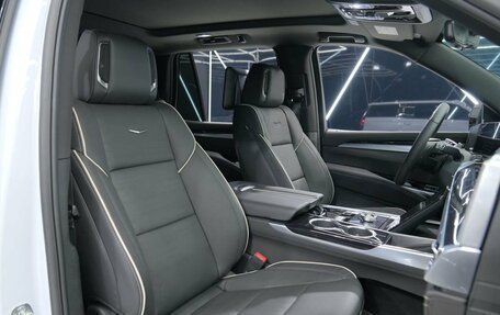 Cadillac Escalade V, 2025 год, 18 990 000 рублей, 4 фотография