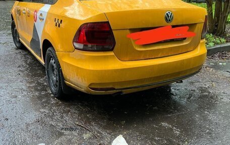 Volkswagen Polo VI (EU Market), 2017 год, 650 000 рублей, 2 фотография