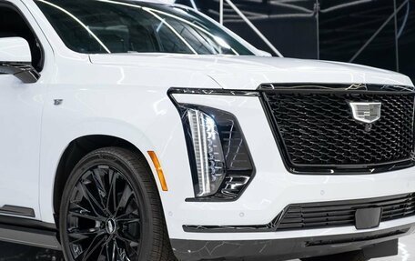 Cadillac Escalade V, 2025 год, 18 990 000 рублей, 8 фотография