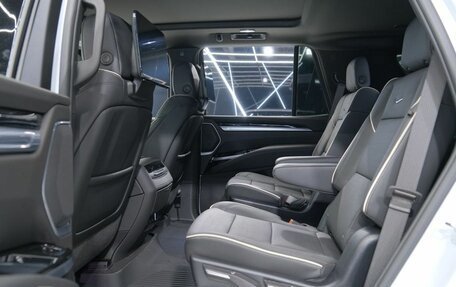 Cadillac Escalade V, 2025 год, 18 990 000 рублей, 19 фотография