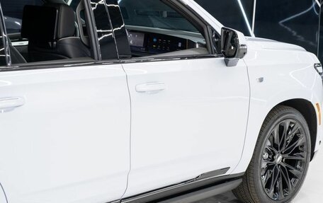 Cadillac Escalade V, 2025 год, 18 990 000 рублей, 21 фотография