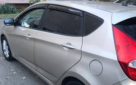 Hyundai Solaris II рестайлинг, 2011 год, 720 000 рублей, 1 фотография