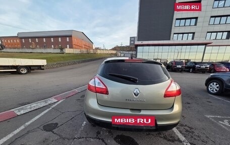 Renault Megane III, 2014 год, 550 000 рублей, 2 фотография