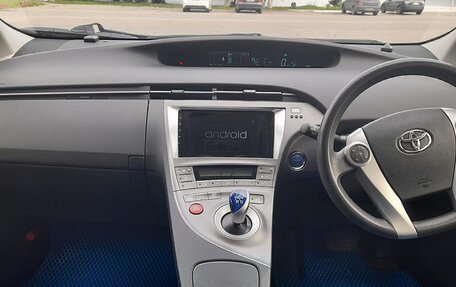 Toyota Prius, 2012 год, 1 200 000 рублей, 10 фотография