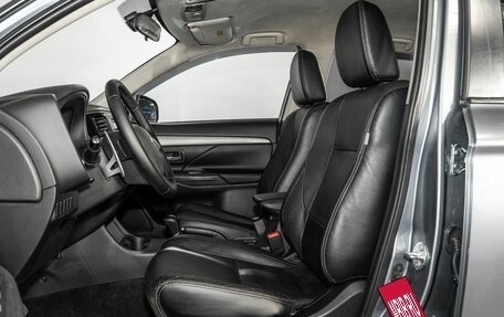 Mitsubishi Outlander III рестайлинг 3, 2012 год, 1 300 000 рублей, 6 фотография