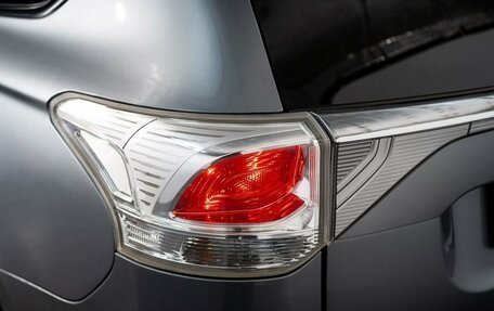 Mitsubishi Outlander III рестайлинг 3, 2012 год, 1 300 000 рублей, 22 фотография