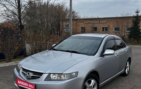 Honda Accord VII рестайлинг, 2004 год, 770 000 рублей, 1 фотография