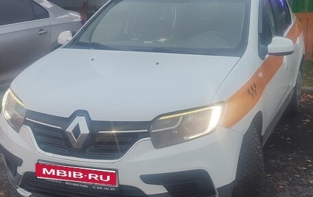 Renault Logan II, 2019 год, 650 000 рублей, 1 фотография