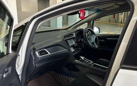 Honda Shuttle II, 2019 год, 1 210 000 рублей, 13 фотография