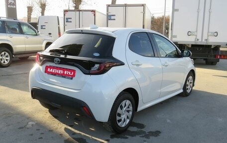 Toyota Yaris, 2020 год, 1 290 000 рублей, 7 фотография