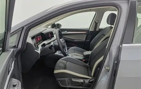 Volkswagen Golf VIII, 2021 год, 1 750 000 рублей, 10 фотография