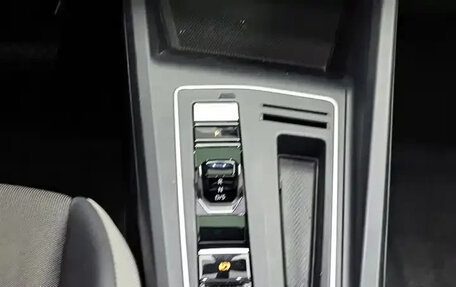 Volkswagen Golf VIII, 2021 год, 1 750 000 рублей, 13 фотография