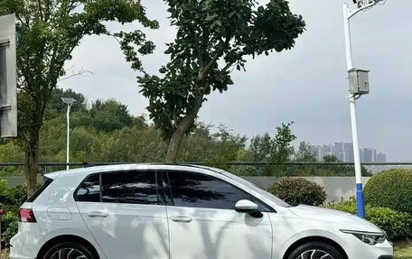 Volkswagen Golf VIII, 2021 год, 1 650 000 рублей, 6 фотография