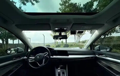 Volkswagen Golf VIII, 2021 год, 1 650 000 рублей, 8 фотография