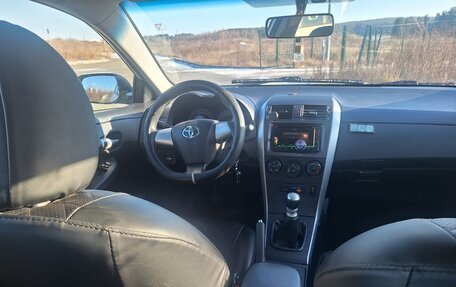 Toyota Corolla, 2011 год, 1 110 000 рублей, 5 фотография