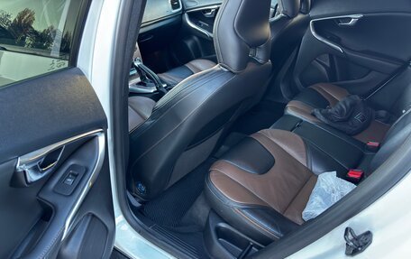 Volvo V40 Cross Country I, 2014 год, 1 300 000 рублей, 24 фотография