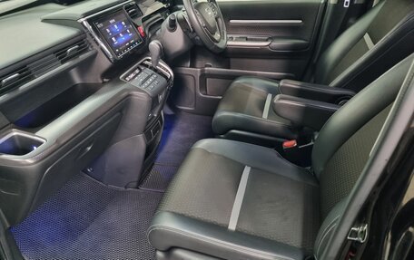 Honda Stepwgn IV, 2020 год, 2 550 000 рублей, 12 фотография