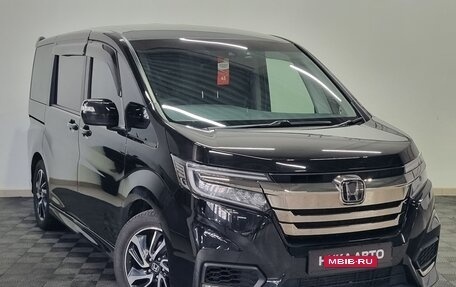 Honda Stepwgn IV, 2020 год, 2 550 000 рублей, 3 фотография